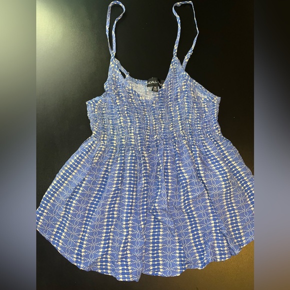 Kendall & Kylie Blue Cropped Tank Top Size Medium GUC - Picture 1 of 6